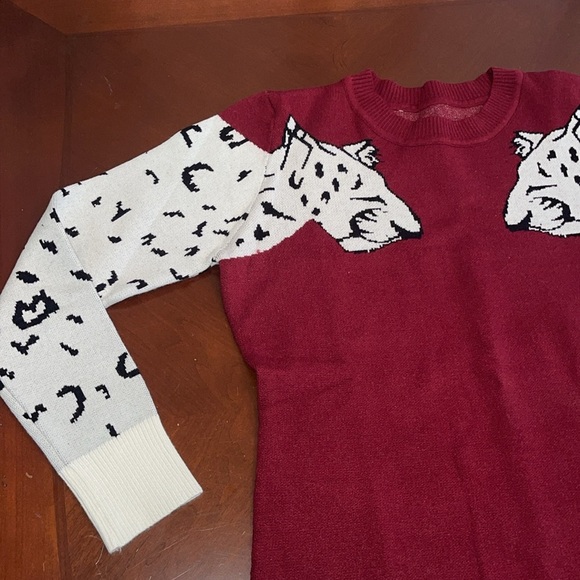 NWT Leopard Print Burgundy Sweater - Picture 3 of 5